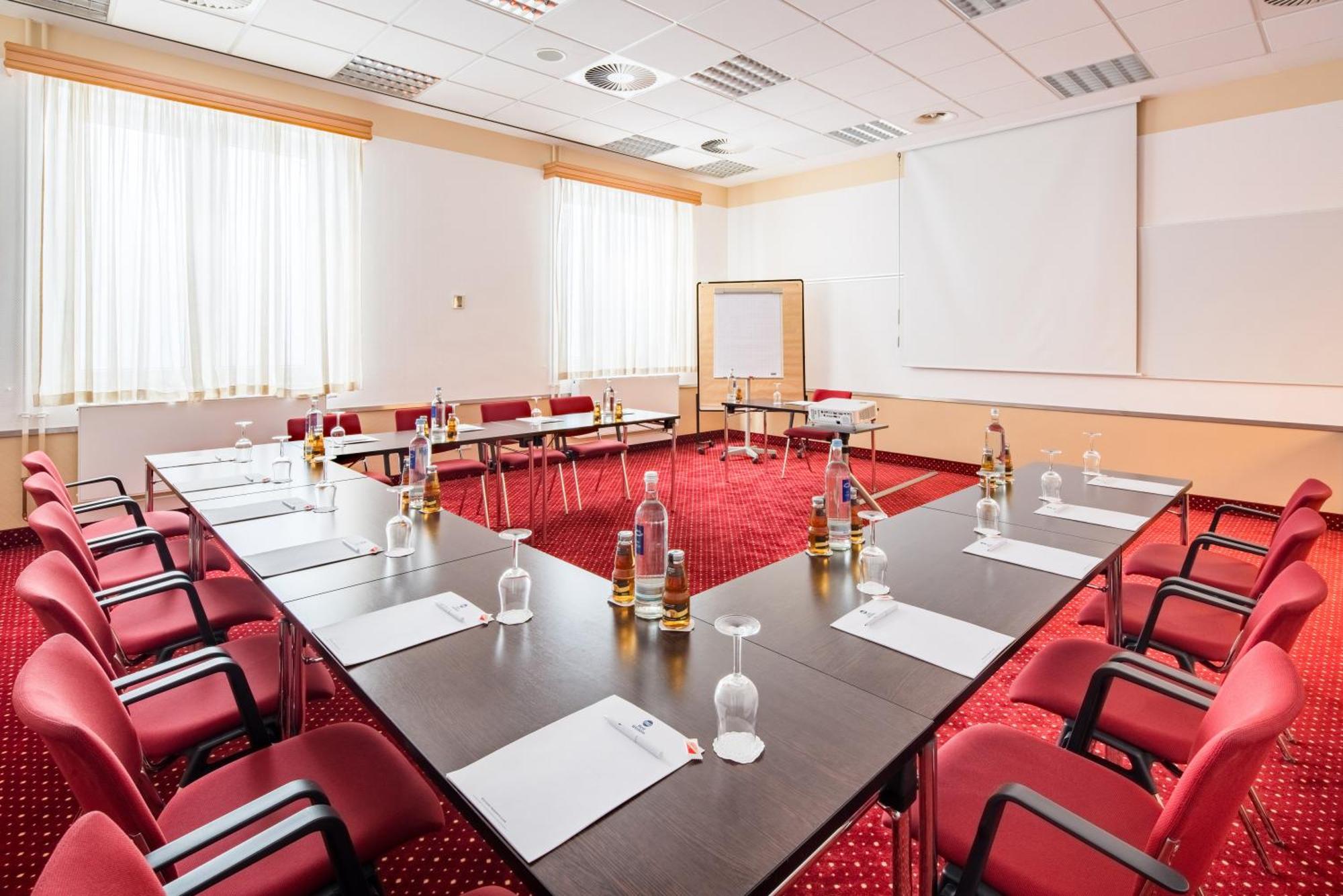 Airways Hotels Frankfurt Airport West Raunheim Zewnętrze zdjęcie