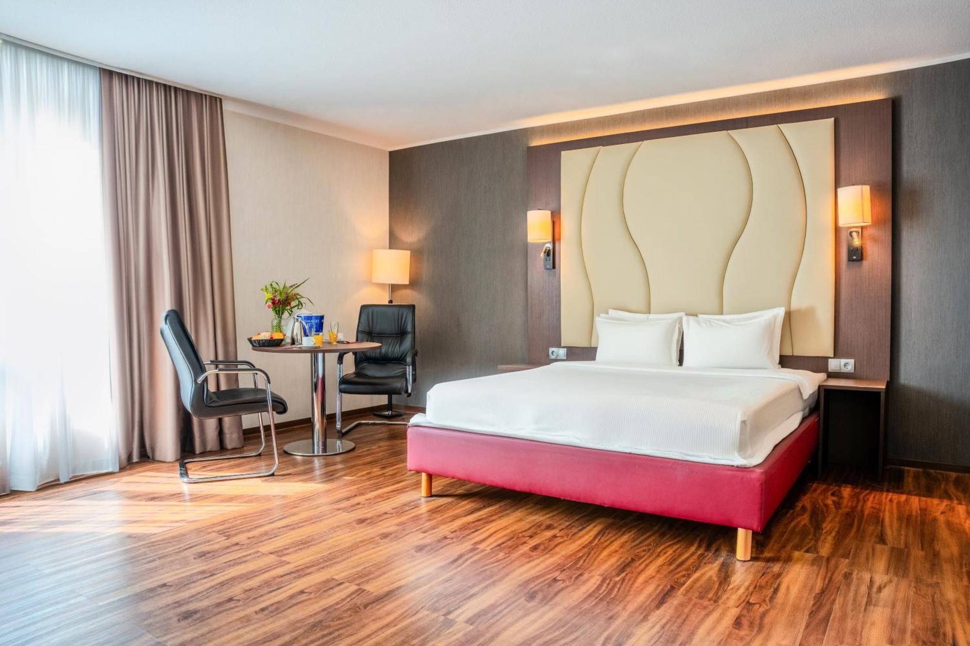 Airways Hotels Frankfurt Airport West Raunheim Zewnętrze zdjęcie